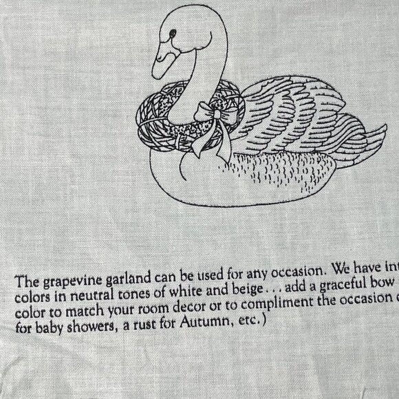 Cranston VIP Print Works Swan Centerpiece Grapevine Heart Wreath  u Fabric Patte - Picture 12 of 12